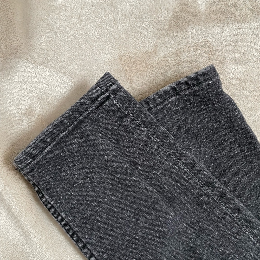H&M Mid Rise Jeans - Picture 4 of 4